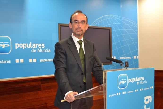 Salvador Marín en rueda de prensa en la sede del PP