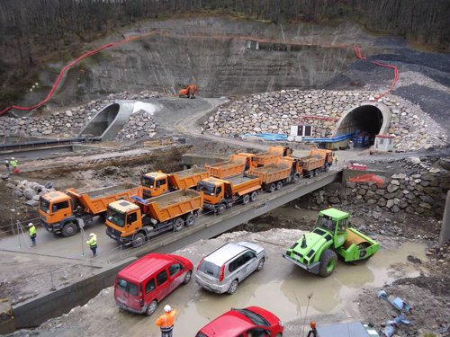 Prueba De Carga En La Entrada De La Variante De Pajares