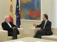 Lara: ¿Por qué Rajoy "protege" a quienes dañan la democracia?