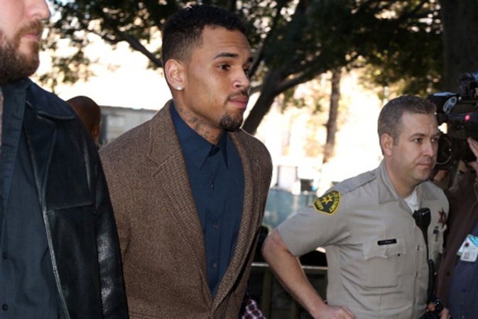 LOS ANGELES, CA - FEBRUARY 03:  Recording artist Chris Brown enters the Los Ange