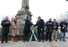 Acto de homenaje a Rosalía en Santiago