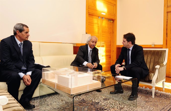 Bermúdez de Castro con el ministro saharaui de Cooperación