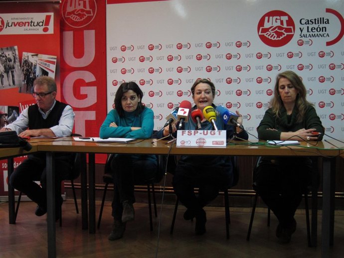 Rueda de prensa de la secretaria general de FSP en Castilla y León, Carmen Amez