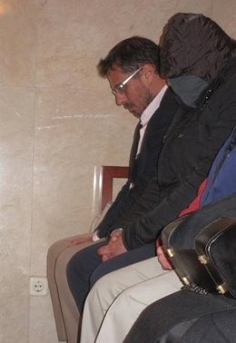 Miquel Àngel Bonet, al fondo