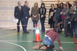 La consejera en el colegio de Renedo 