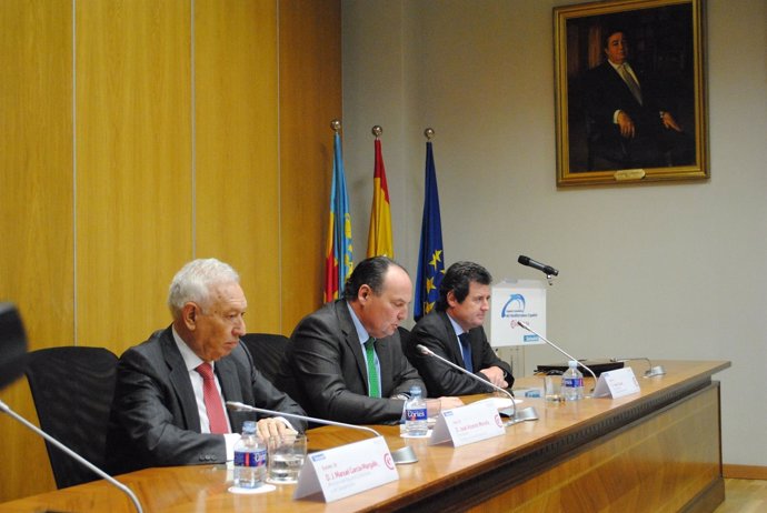 Margallo, Morata y Císcar en la clausura de la jornada cameral.