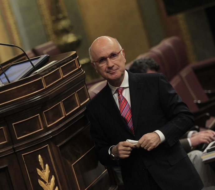 El Nacionalista Josep Antoni Duran I Lleida, En La Tribuna Del Hemiciclo