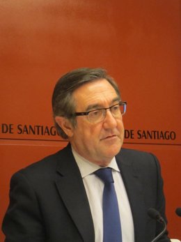El alcalde de Santiago, Ángel Currás