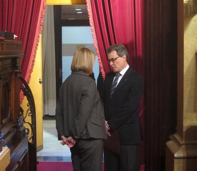 Núria de Gispert (pta.Parlament) Artur Mas (pte.Generalitat)