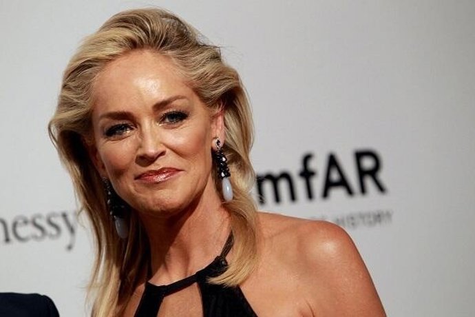 Sharon Stone no está operada 