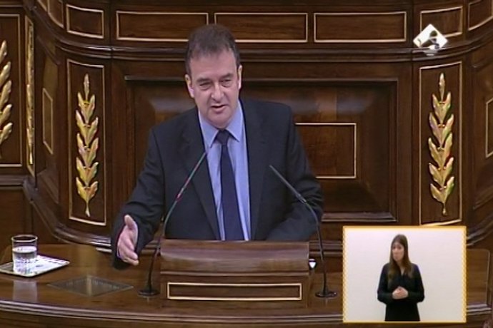 ERC insta a Rajoy a "despertar"