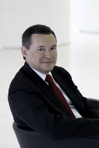 Consulta.- Simón (Agbar) no està preocupat perquè un país decideixi sempre dins de la legalitat