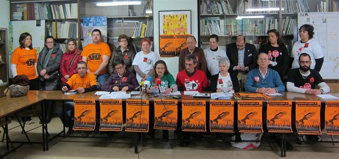 Representantes de todas las mareas presentan la protesta del 1de marzo