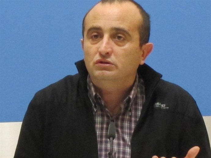 El concejal de IU, Raúl Ariza