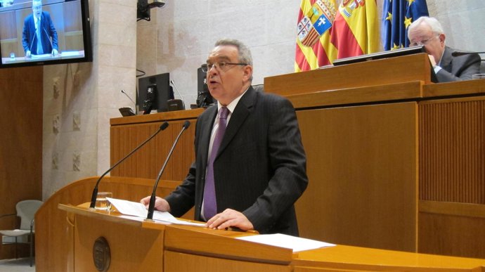 El portavoz del PAR en las Cortes, Alfredo Boné