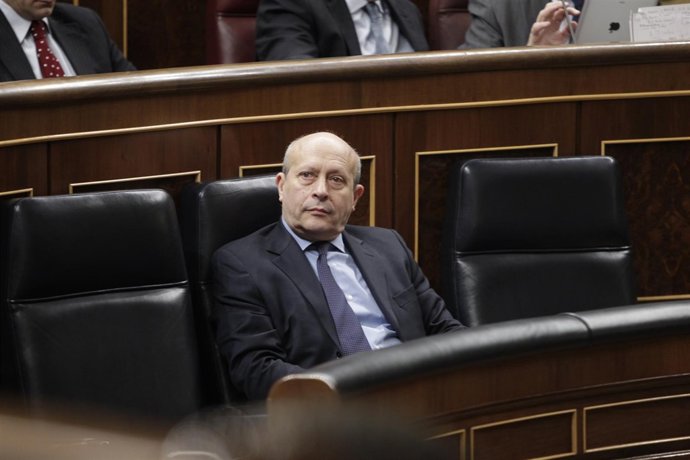 José Ignacio Wert, ministro de Educación, en el hemiciclo