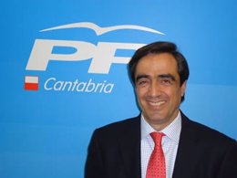 El concejal del PP y exalcade de Torrelavega  Ildefonso Calderón