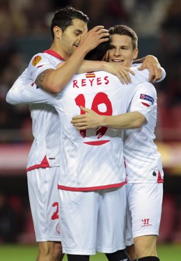 Reyes celebra el gol ante el Maribor