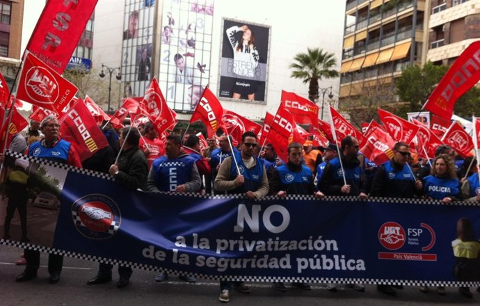 Protesta en Valencia contra la ley de seguridad privada