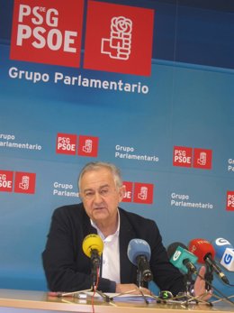 El portavoz parlamentario del PSdeG, José Luis Méndez Romeu