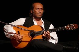 Malú y Alejandro Sánz se despiden de Paco de Lucía 