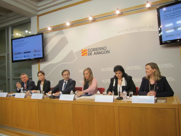 Los consejeros participantes