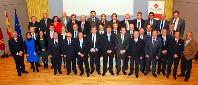 Nueva Junta de Gobierno del Colegio de Economistas de la Región