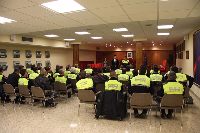 Reunión de la plantilla de la Policía Local de Mislata