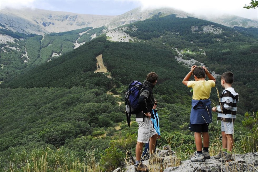 Excursionistas En El Moncayo (Zaragoza)