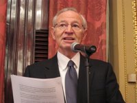 El presidente de la Cámara de Comercio de Barcelona destaca la "gran calidad humana" que Fornesa imprimió a su trabajo