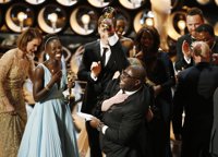 Oscar 2014: 12 años de esclavitud le roba a Gravity su noche de gloria