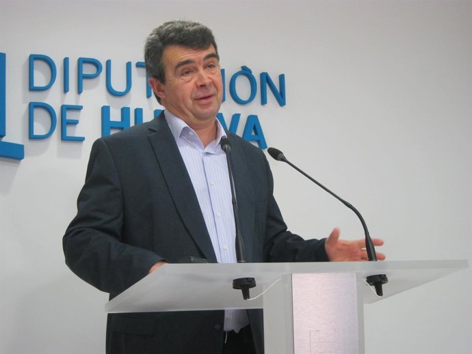 El portavoz del PSOE en la Diputación, José Martín. 