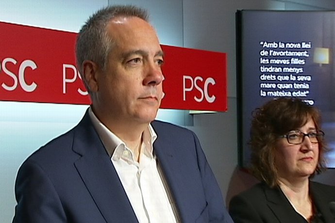 Navarro critica a Junqueras por querer fichar a los críticos