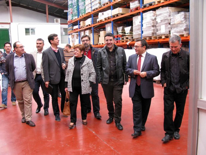 Mario Jiménez PSOE-A visita cooperativa de pasas velez
