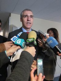 Conde afirma que las cifras son "positivas" y marcan "una tendencia clara" hacia "la recuperación económica"