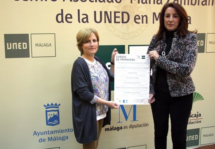 Concepción Travesedo (directora UNEd Málaga) y Antonia LEdesma diputada educació