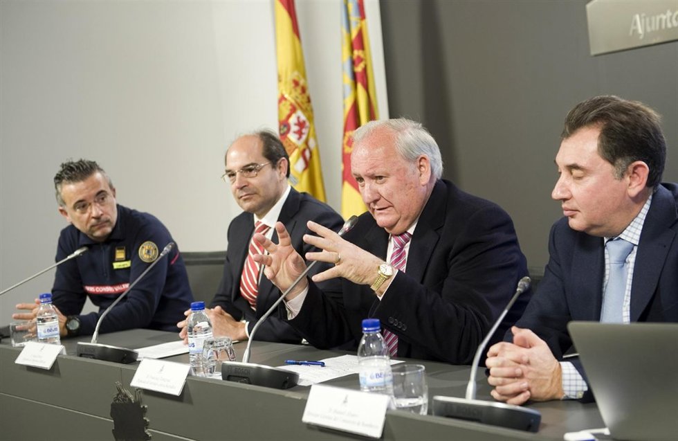La La Diputación unifica el servicio de Brigadas y Bomberos provinciales