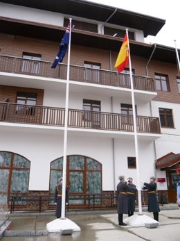 Izado de la bandera española en la Villa Paralímpica de Sochi