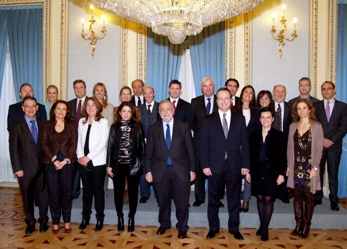  Antonio Beteta Con Los Delegados Del Gobierno