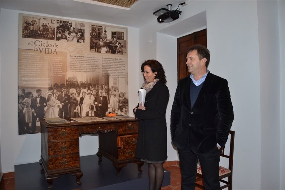 La presidenta de la Diputación y el alcalde de Dos Torres