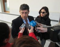 Valderas encarga un estudio a los servicios jurídicos de Junta sobre un recurso al TS para paralizar la reforma local