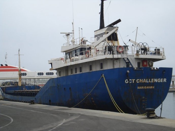 Buque OCT Challenger