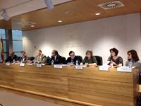 Los médicos, "profundamente decepcionados" porque el cigarrillo electrónico no se prohíba como el tabaco