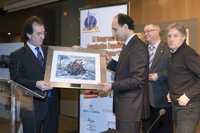 Diego propone a Cantabria como "sede estable" del Congreso de la AEPD