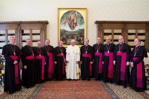 Papa Francisco y miembros de la Conferencia Episcopal Española
