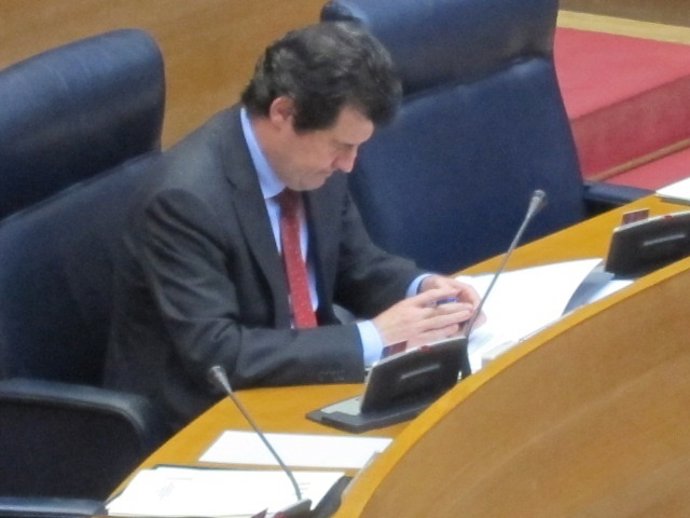 Císcar en la sesión de las Corts