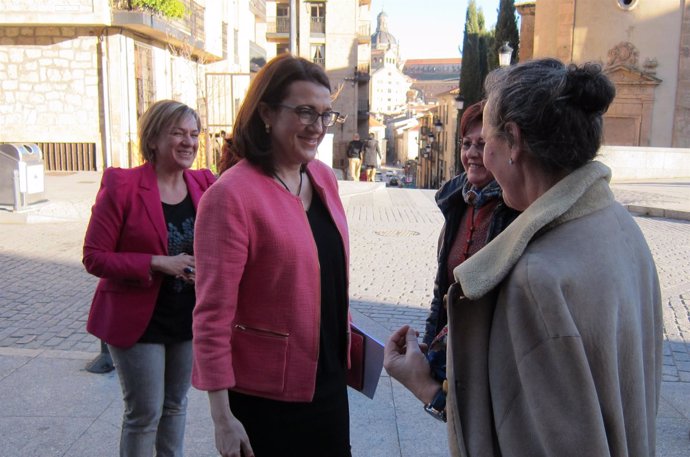 Soraya Rodríguez a su llegada a Salamanca