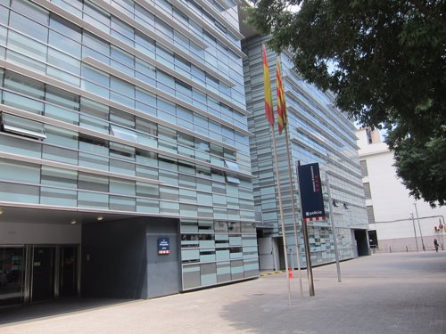 Fachada De La Comisaría De Los Mossos En Les Corts