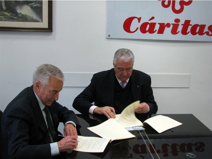 Firma de convenio de colaboración entre PSN y Cáritas