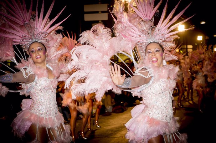 Foto de la Peña Sinergia, durante el desfile de este Carnaval